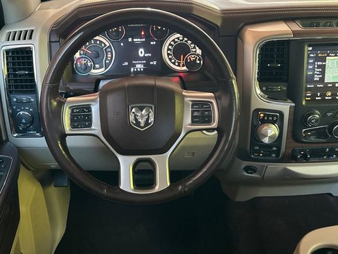 Used 2018 RAM 1500 Laramie w/ Convenience Group AWD/4WD image 14