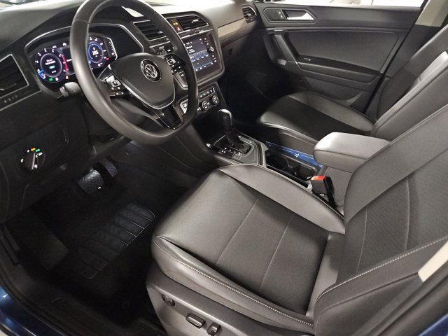 Used 2020 Volkswagen Tiguan SEL w/ Tiguan Three-Row MDO Package FWD image 10