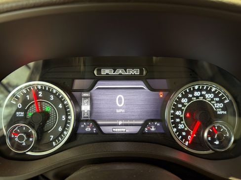 Used 2025 RAM 1500 Laramie w/ Laramie Southwest Edition image 9