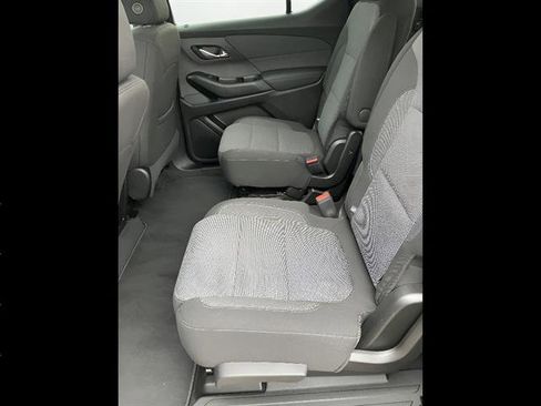Used 2023 Chevrolet Traverse LT AWD/4WD image 8