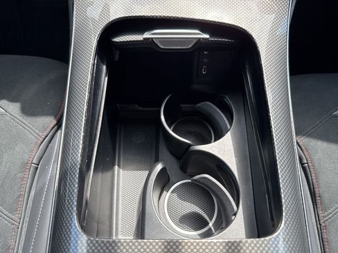 Certified 2025 Mercedes-Benz GLC 43 AMG 4MATIC image 24