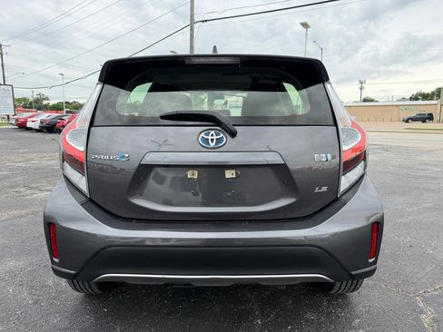 Used 2019 Toyota Prius C FWD image 6