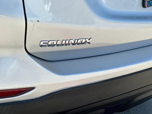 Used 2022 Chevrolet Equinox LS w/ LPO, Floor Liner Package AWD/4WD image 28