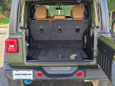 Used 2022 Jeep Wrangler Unlimited Rubicon 4xe w/ Cold Weather Group image 12