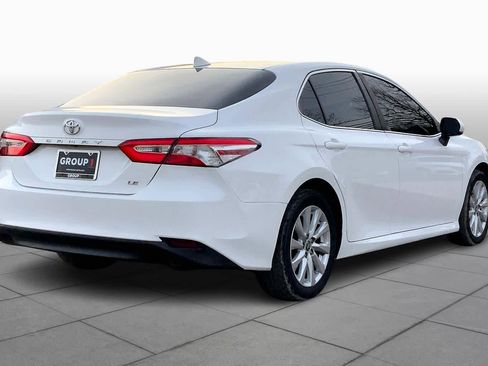 Used 2020 Toyota Camry LE image 13