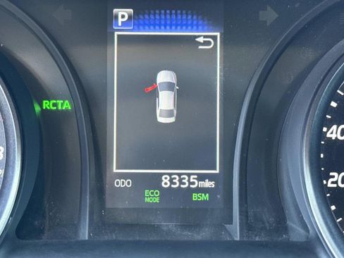 Used 2024 Toyota Camry SE image 37