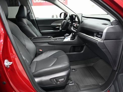 New 2026 Toyota Grand Highlander XLE image 11