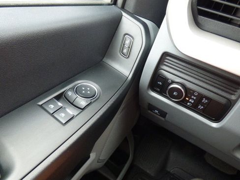 New 2026 Ford F250 XL w/ XL Chrome Package image 22