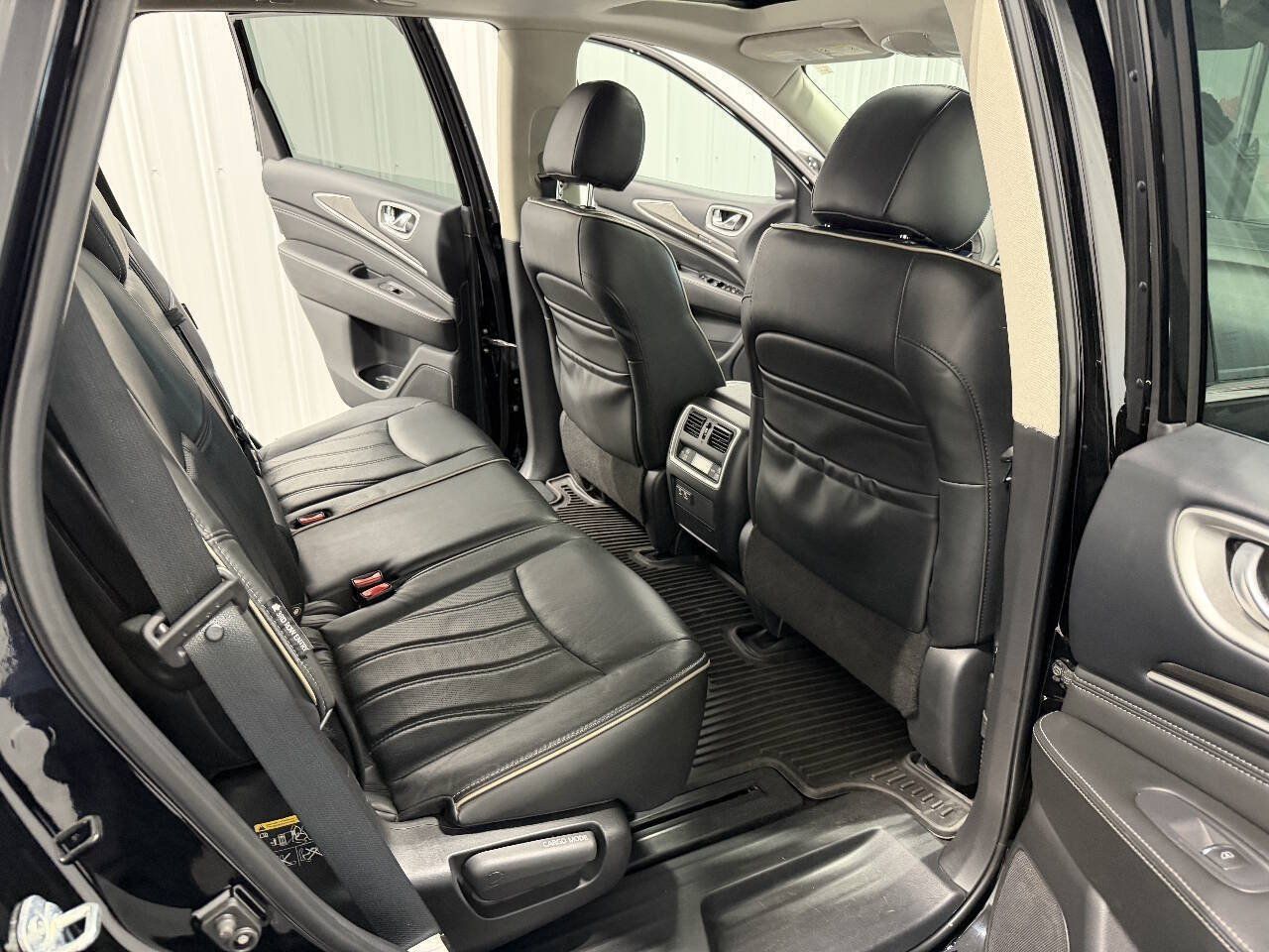 Used 2019 INFINITI QX60 Luxe w/ Essential Package AWD/4WD image 15