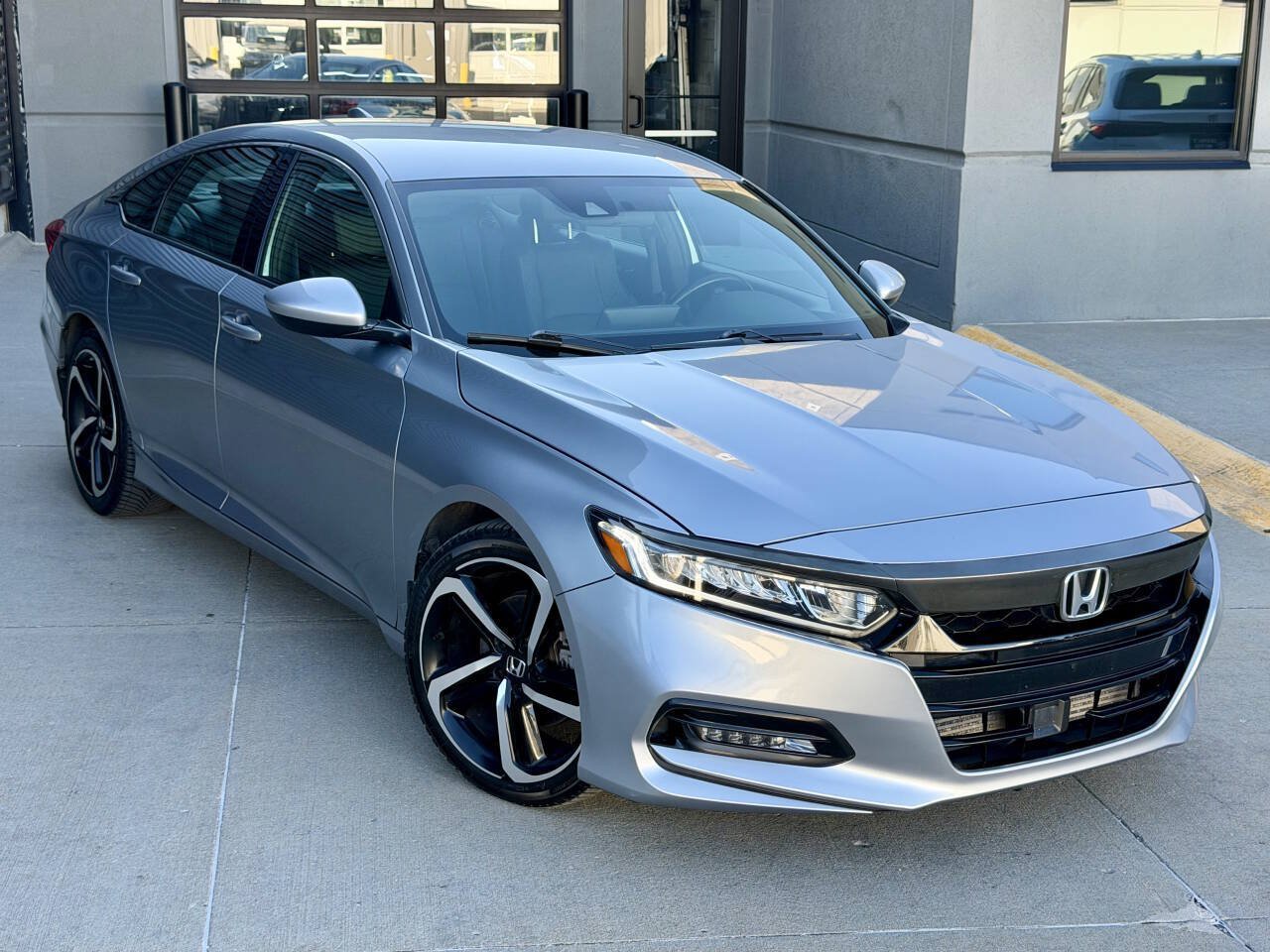 Used 2020 Honda Accord Sport image 6