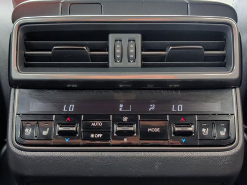 Used 2023 Lexus LX 600 F Sport w/ Accessory Package (Z1) image 25