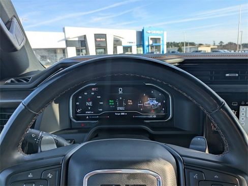 Used 2024 GMC Sierra 1500 AT4 w/ Technology Package image 31