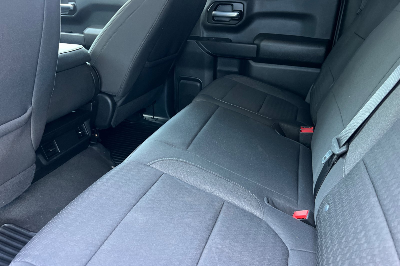 Used 2022 Chevrolet Silverado 1500 Custom RWD image 16