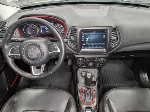 Used 2018 Jeep Compass Trailhawk w/ Leather Interior Group image 18