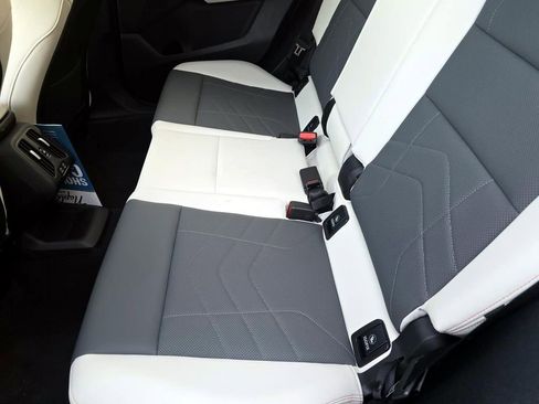 Used 2024 BMW X2 M35i w/ Premium Package image 33