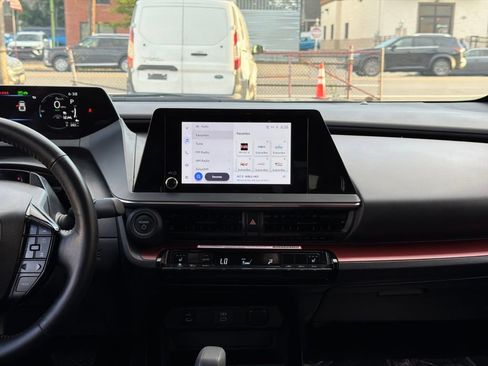 Used 2023 Toyota Prius Prime FWD image 21