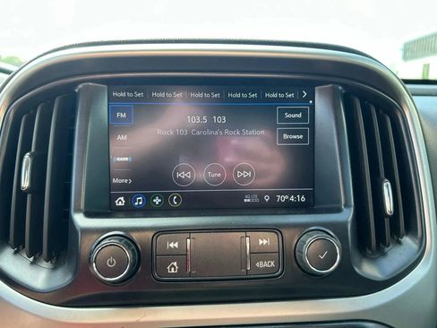 Used 2022 Chevrolet Colorado LT w/ Fleet Safety Package image 17