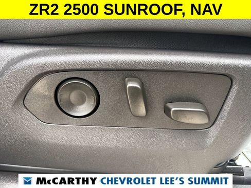 Certified 2025 Chevrolet Silverado 2500 ZR2 w/ Technology Package image 38