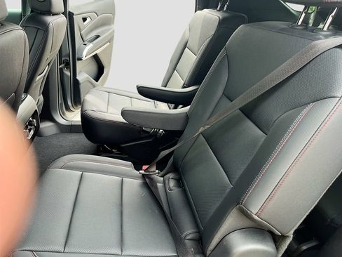 Used 2025 Chevrolet Traverse Z71 w/ Driver Confidence Package AWD/4WD image 25