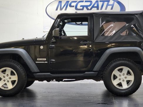 Used 2013 Jeep Wrangler Sport AWD/4WD image 8