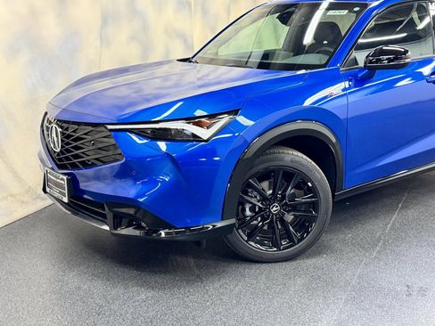 Used 2025 Acura ADX A-Spec image 2