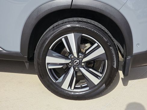 Used 2023 Nissan Rogue SL w/ SL Premium Package FWD image 9