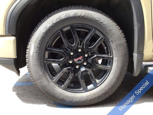 Used 2022 GMC Sierra 1500 Elevation AWD/4WD image 19