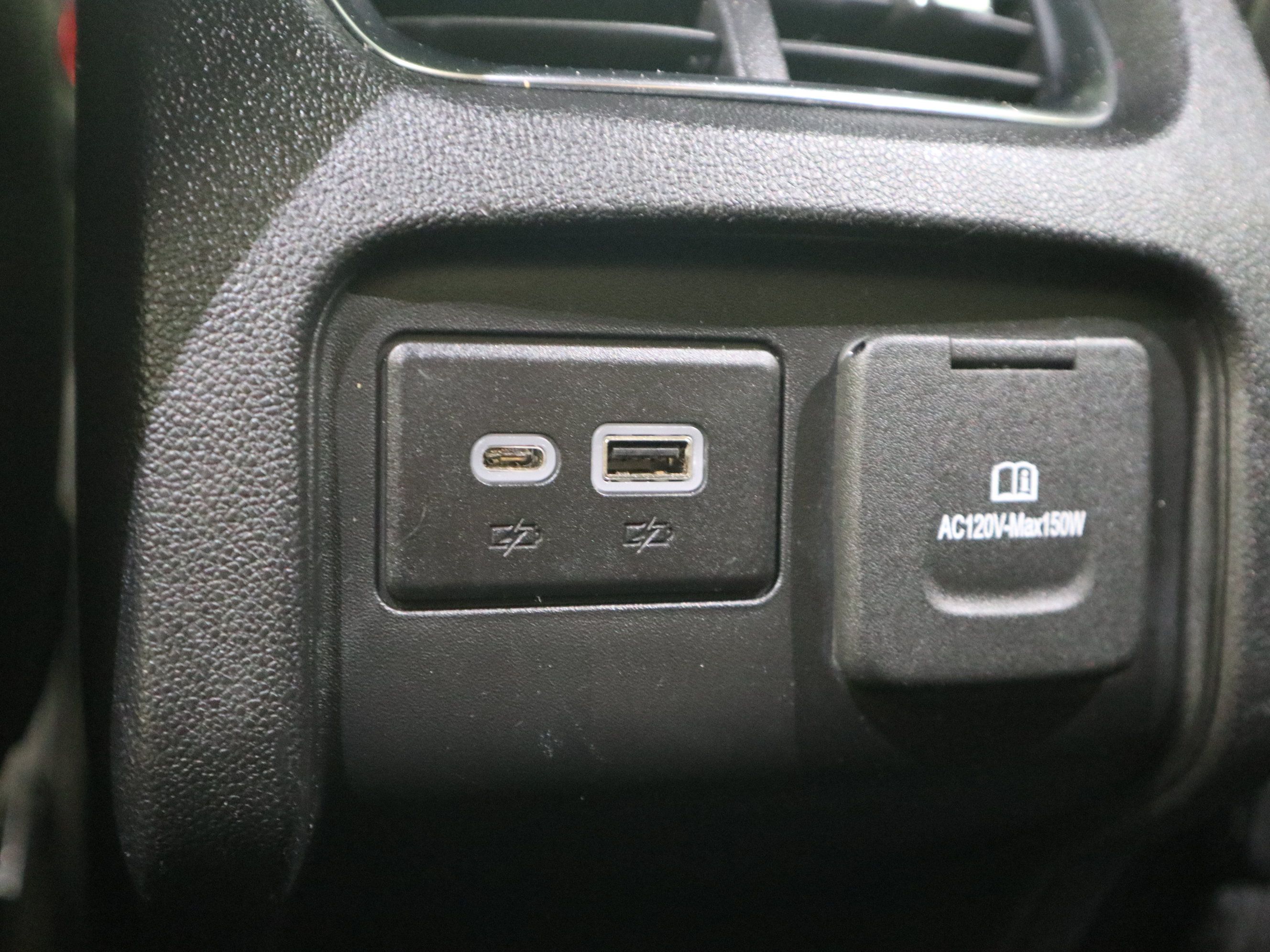 Used 2022 Chevrolet Blazer RS w/ Enhanced Convenience Package FWD image 16
