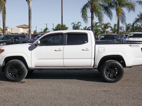 Used 2021 Toyota Tacoma SR w/ SR Convenience Package image 5