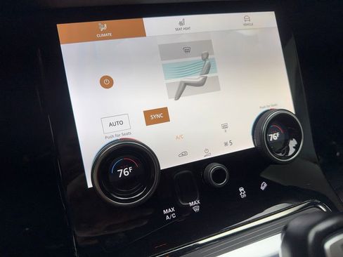 Used 2023 Land Rover Range Rover Evoque R-Dynamic S image 68