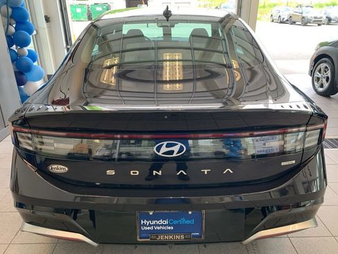 Certified 2024 Hyundai Sonata SEL AWD/4WD image 15