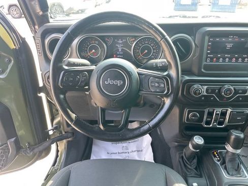 Used 2021 Jeep Gladiator Sport AWD/4WD image 40