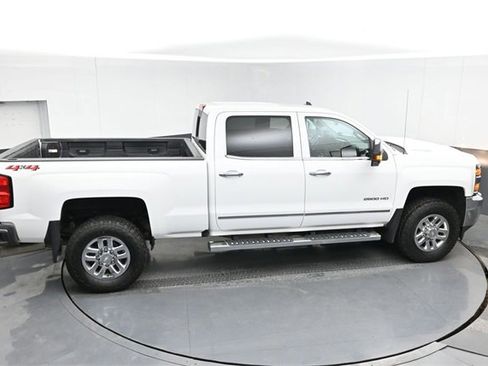Used 2019 Chevrolet Silverado 2500 LTZ w/ Duramax Plus Package image 34