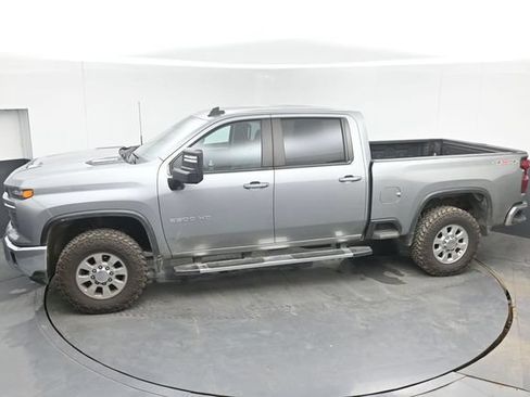 Used 2024 Chevrolet Silverado 2500 LT AWD/4WD image 24