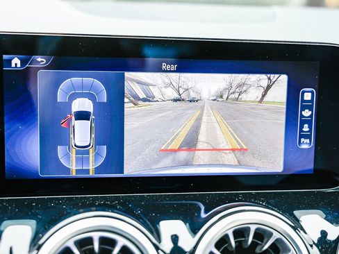 Certified 2025 Mercedes-Benz GLA 250 GLA 250 image 24