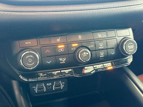 Used 2021 Dodge Durango GT image 17