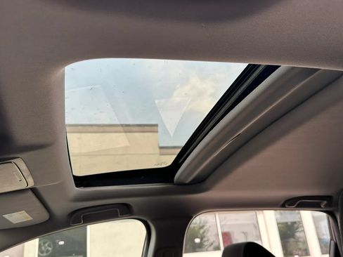 Used 2018 Honda CR-V EX image 15