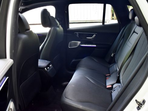 Used 2023 Mercedes-Benz EQE 350+ 4MATIC SUV image 19