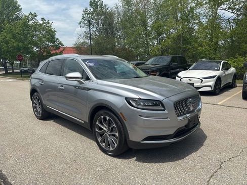 Used 2023 Lincoln Nautilus Reserve w/ Equipment Group 201A AWD/4WD image 3