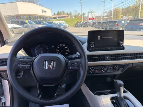 Used 2024 Honda HR-V LX image 12