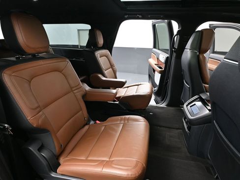 Used 2024 Lincoln Navigator L Reserve w/ Equipment Group 201A image 50
