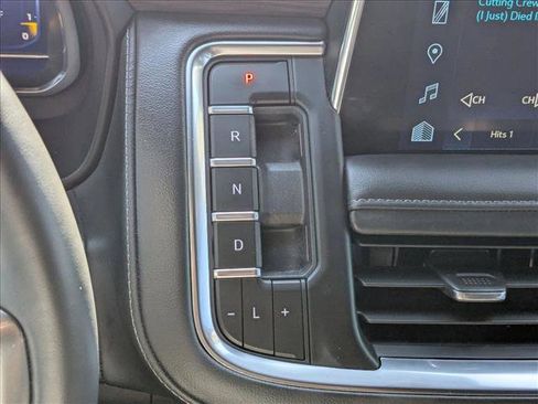 Used 2023 Chevrolet Tahoe Z71 w/ Luxury Package image 12