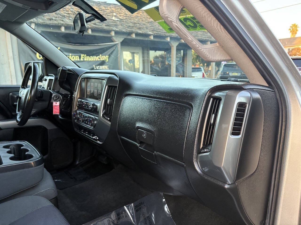 Used 2017 Chevrolet Silverado 1500 LT w/ All Star Edition AWD/4WD image 20