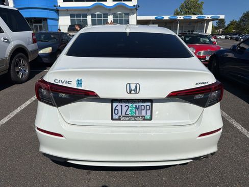 Used 2024 Honda Civic Sport image 5