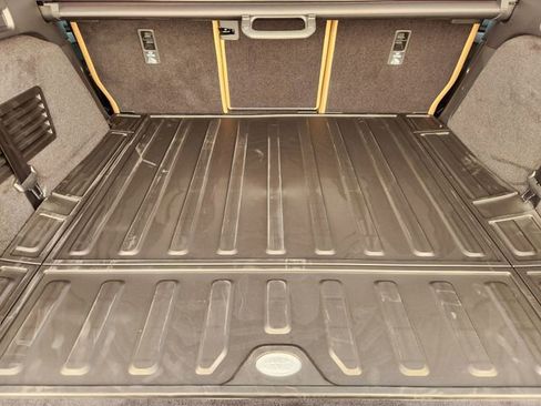 Used 2026 Land Rover Discovery Limited Edition image 22