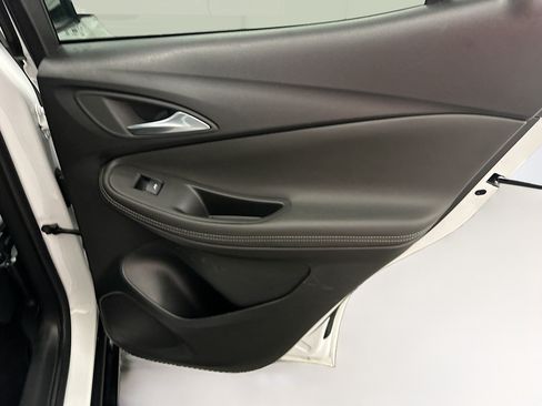 Used 2024 Buick Encore GX Sport Touring AWD/4WD image 30