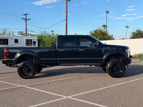 Used 2021 Ford F350 Platinum w/ FX4 Off-Road Package AWD/4WD image 5