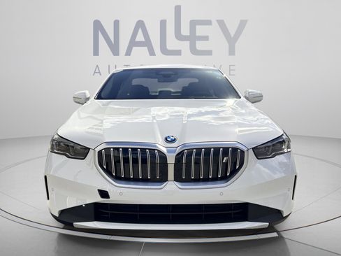 Used 2026 BMW i5 eDrive40 RWD image 6