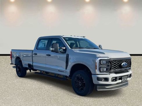 New 2026 Ford F250 XL w/ STX Appearance Package AWD/4WD image 3