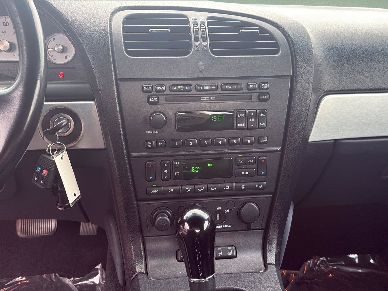 Used 2003 Ford Thunderbird RWD image 10